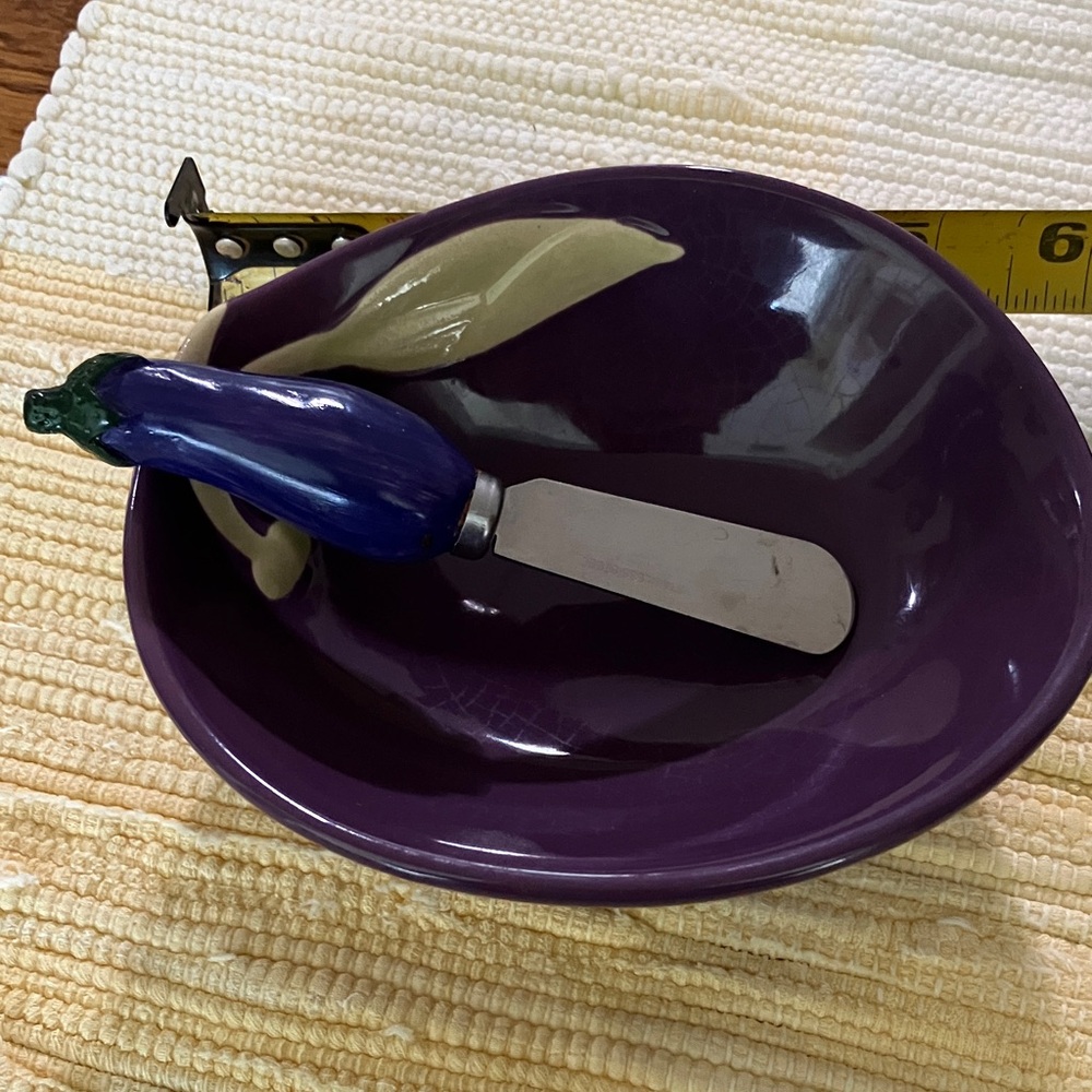 SHONFIELD  Purple Ceramic Bowl Eggplant Leaf Design and Eggplant Spreader set